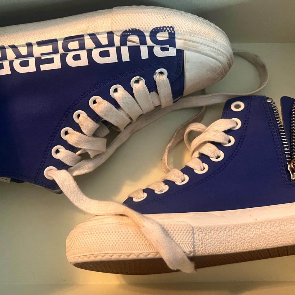 Burberry Blue Toddler Sneakers Size 29